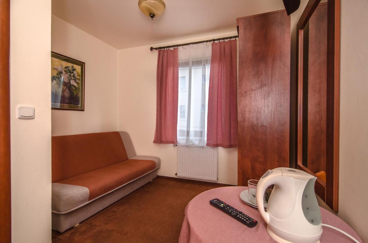 Hotel Anna Mielno Mielno  Esterno foto